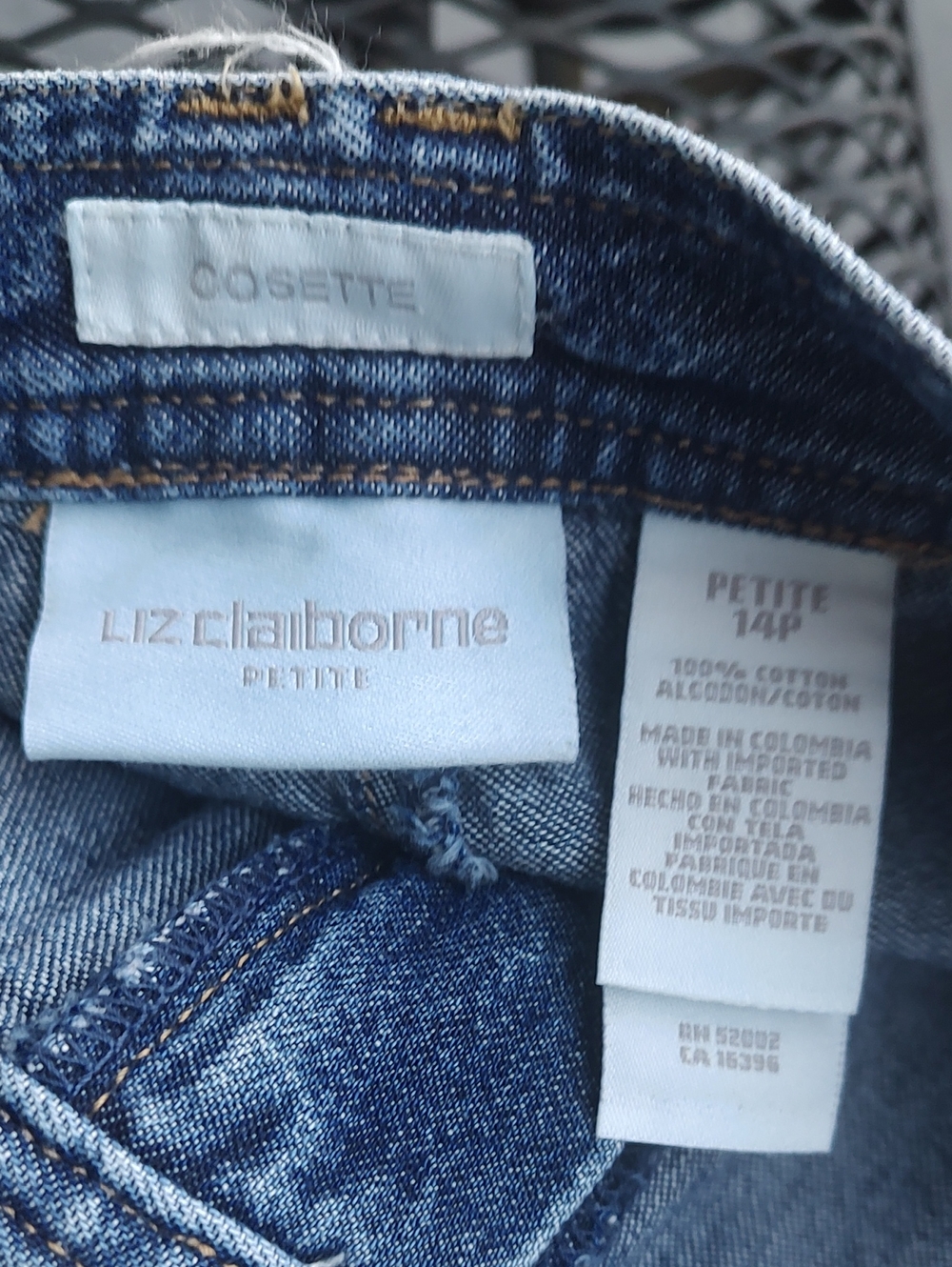 liz Claborne👖 - Picture 9 of 9